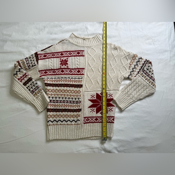 American Eagle Patchwork Fair Isle Sweater Nordic Cable Knit Cream Red Pullover - Picture 7 of 10